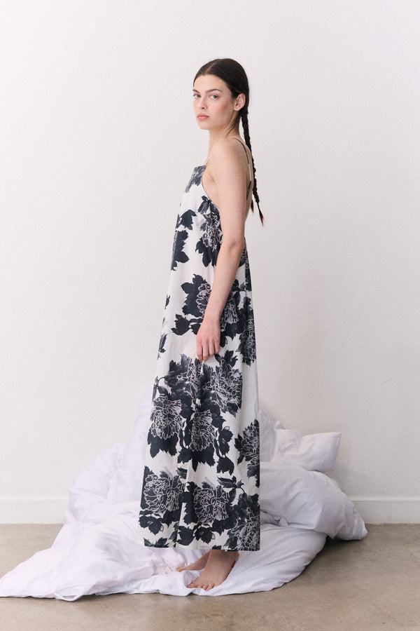 Square Nightie Peony White