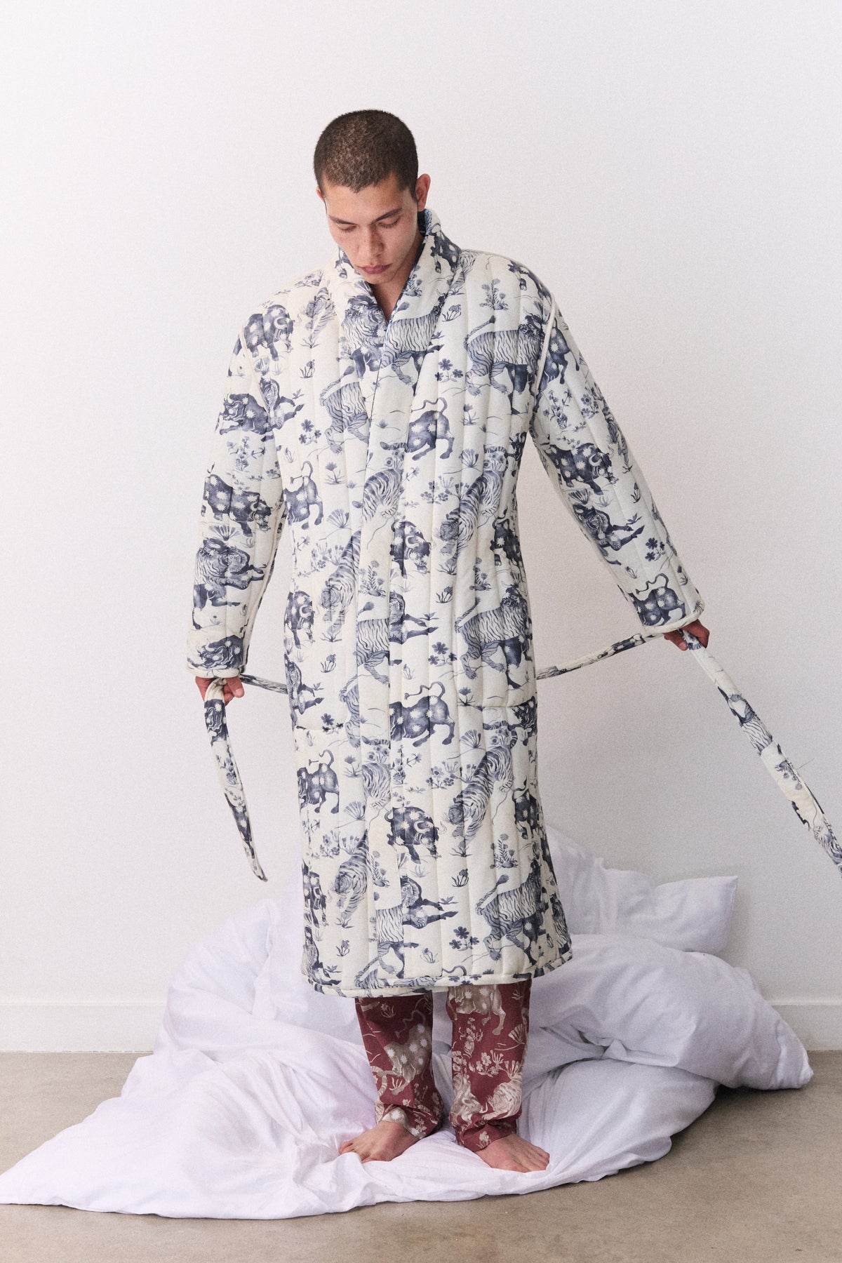 Unisex Reversible Jersey Robe Thunderheart Navy/Cream