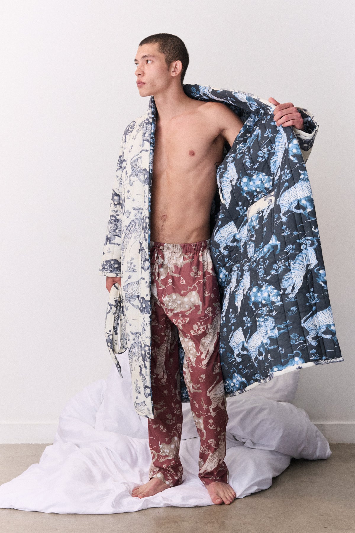 Unisex Reversible Jersey Robe Thunderheart Navy/Cream