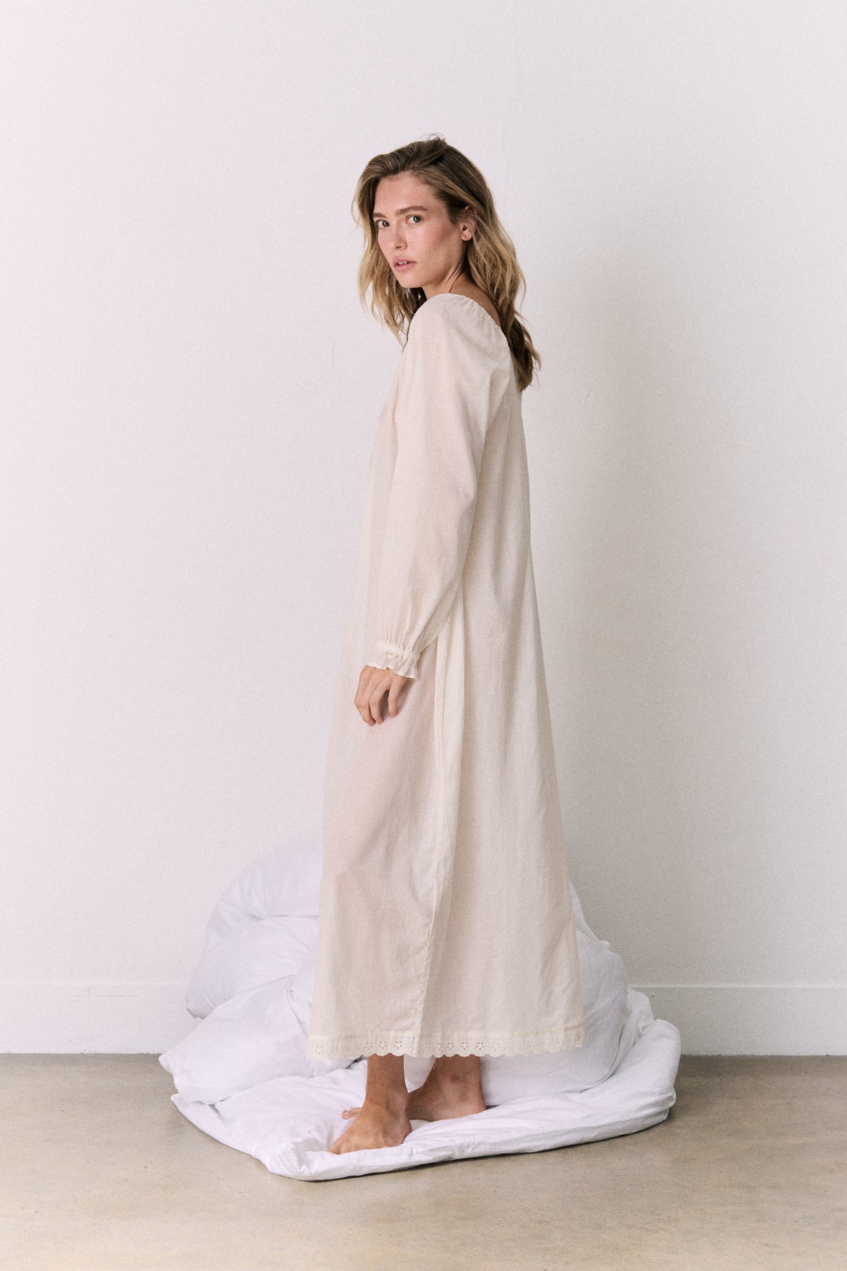 Light & Easy Long Sleeve Nightie Cream