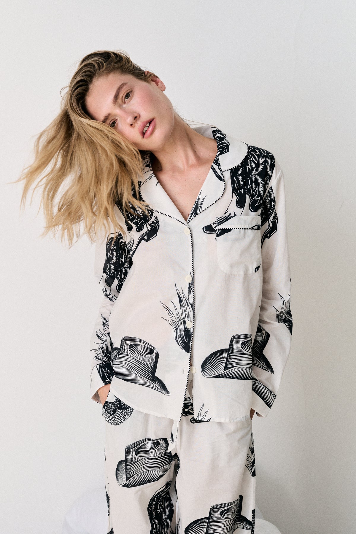 Long Pyjama Set Wild Icons Print Cream/Navy