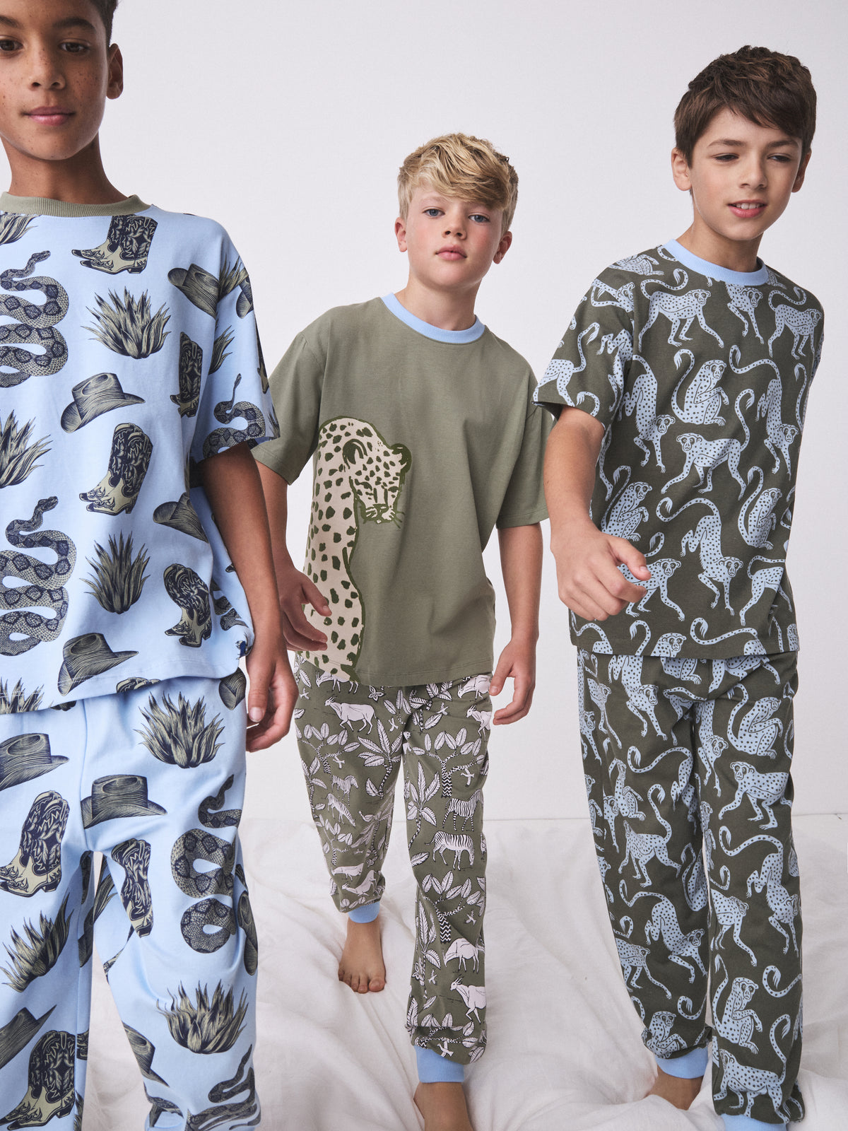 Short Sleeve Pyjamas Set in Wild Icons & Safari Prints Green/Blue