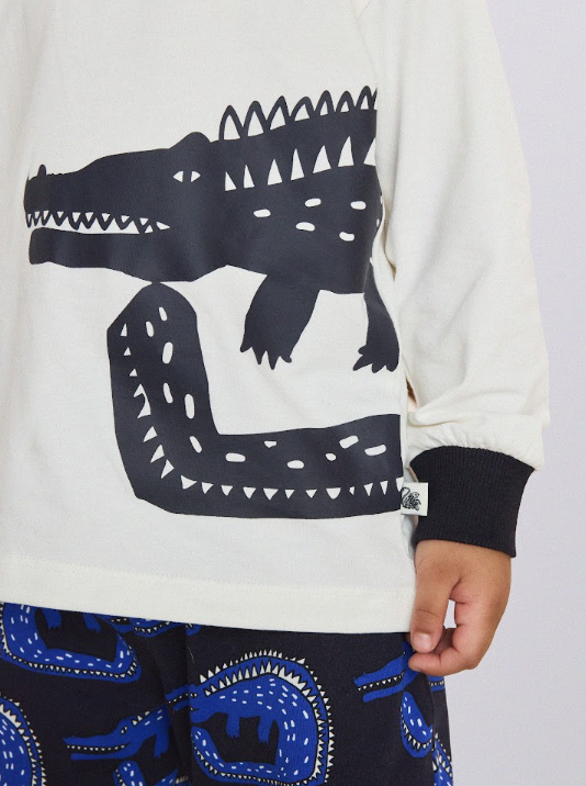 Long Sleeve Pyjamas Set in Snippy the Croc Print Blue